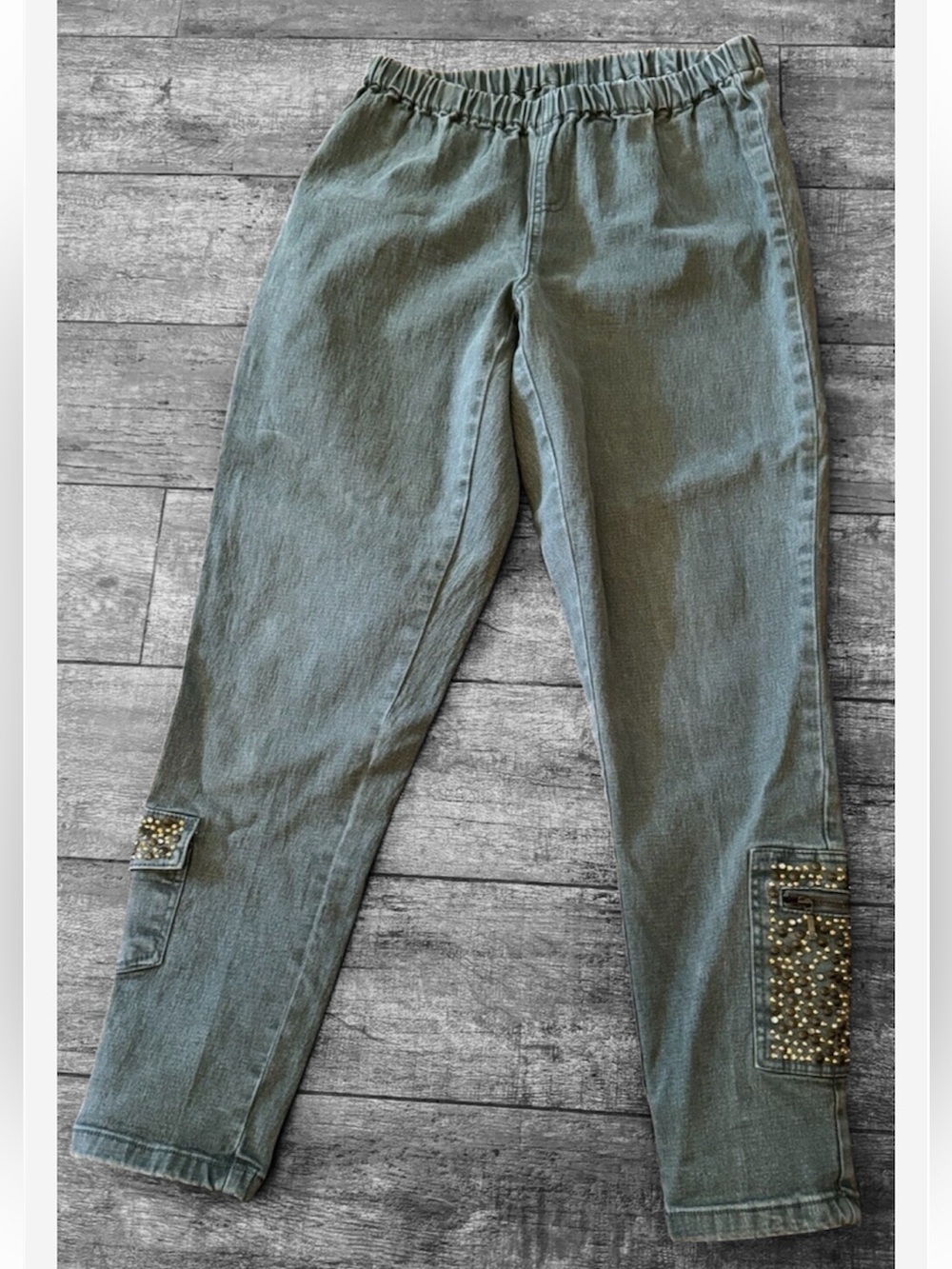DG² Diane Gilman Studded Cargo Pocket Pull On Denim Jogger Jeans M